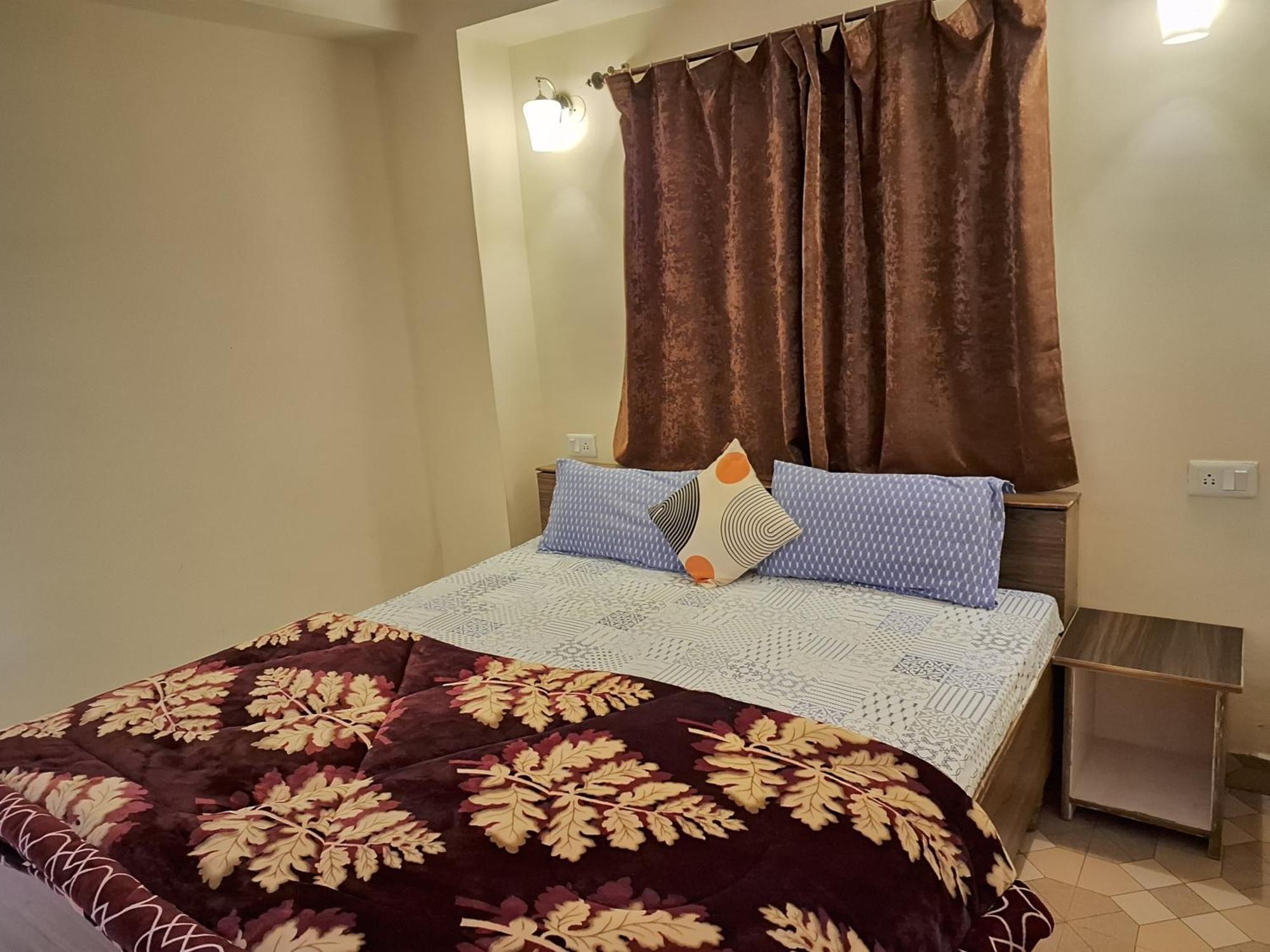 Anand Niketan Apartment *